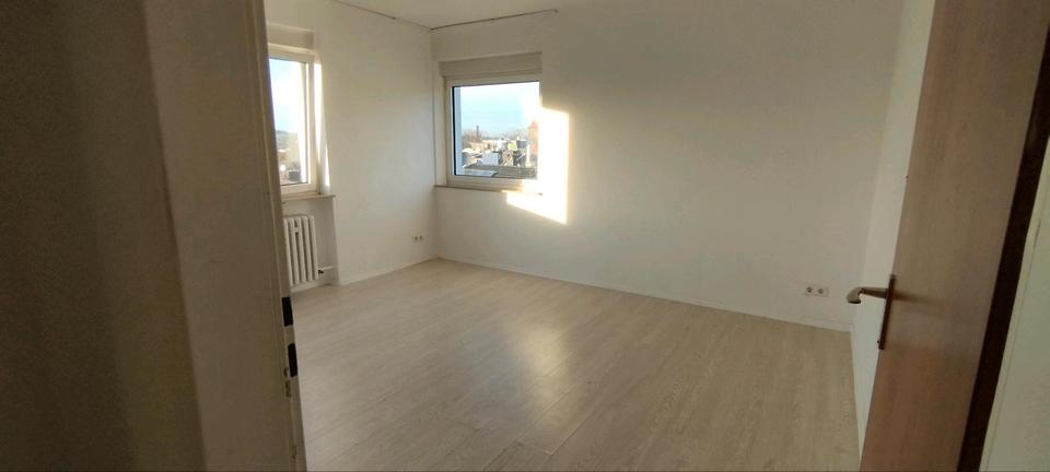 Thumbnail-3-Zimmer-Wohnung mit Aussicht – zentral gelegene