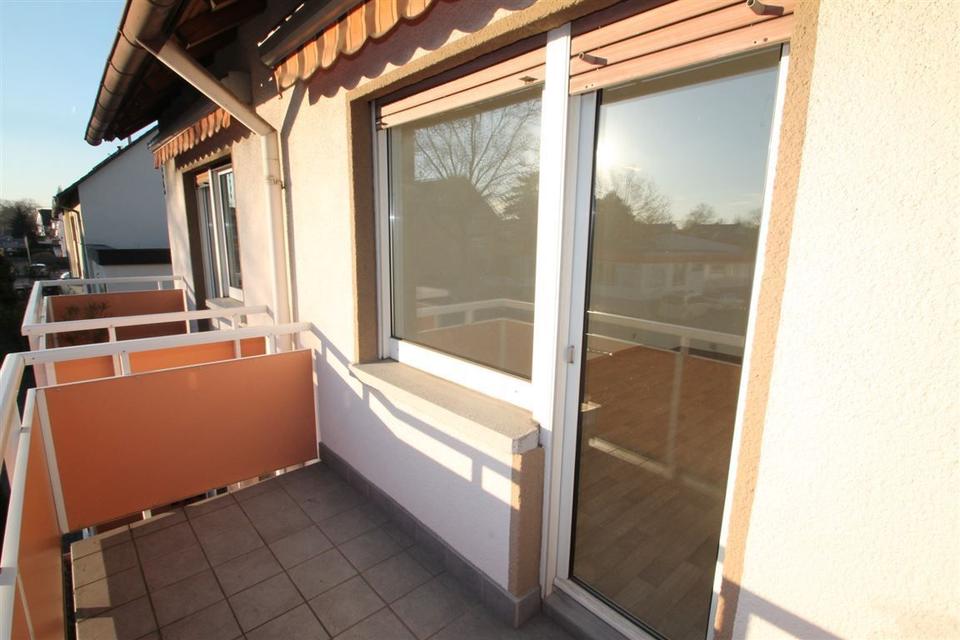 Thumbnail-Teilmöblierte 1-Zimmer-Wohnung mit Balkon & EBK – ideal für Pendler