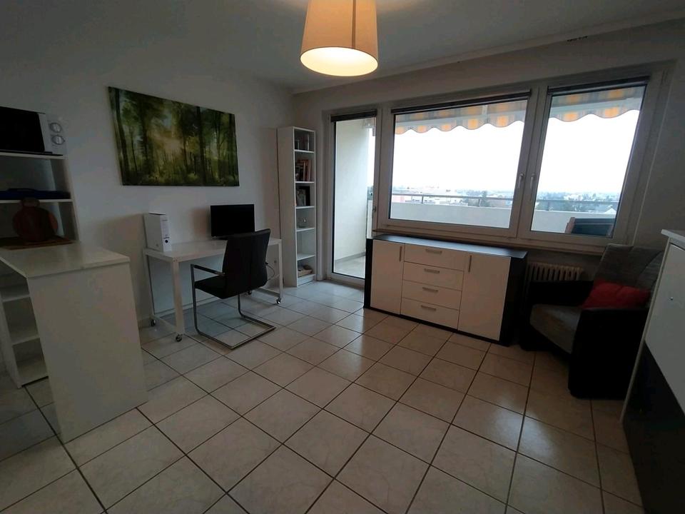 Thumbnail-Stilvolle, vollmöblierte 1-Zimmer-Wohnung mit Balkon