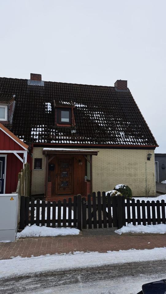 Thumbnail-Doppelhaushälfte mit Anbau (Finnenhaus) in 24217 Schönberg