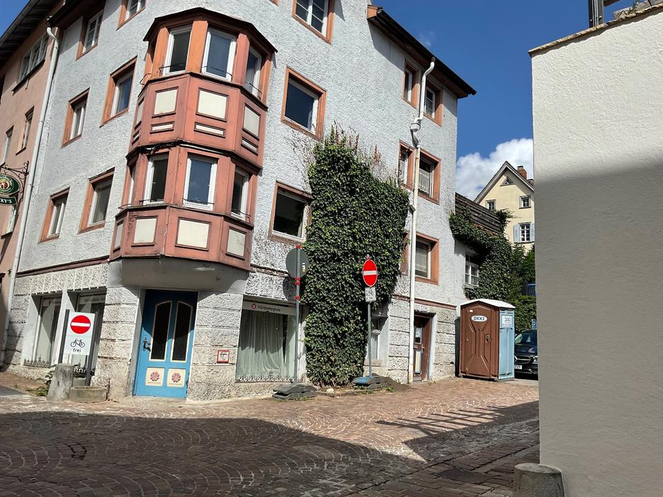 Thumbnail-Denkmalgeschütztes Haus in der Innenstadt im Dornröschenschlaf