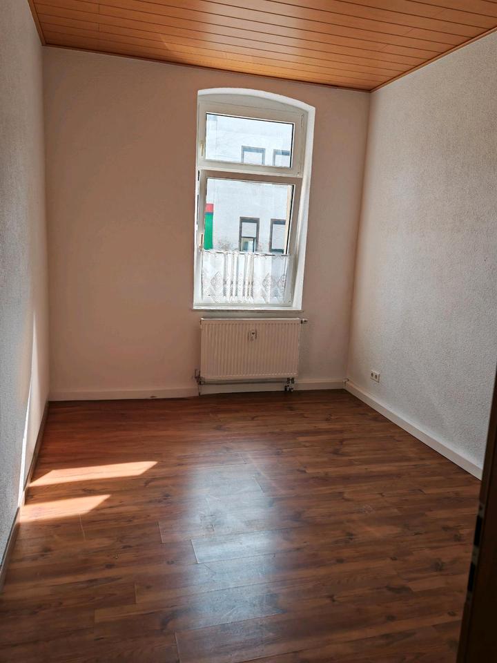 Thumbnail-1-Raum Wohnung in Köthen Zentral mit Einbauküche