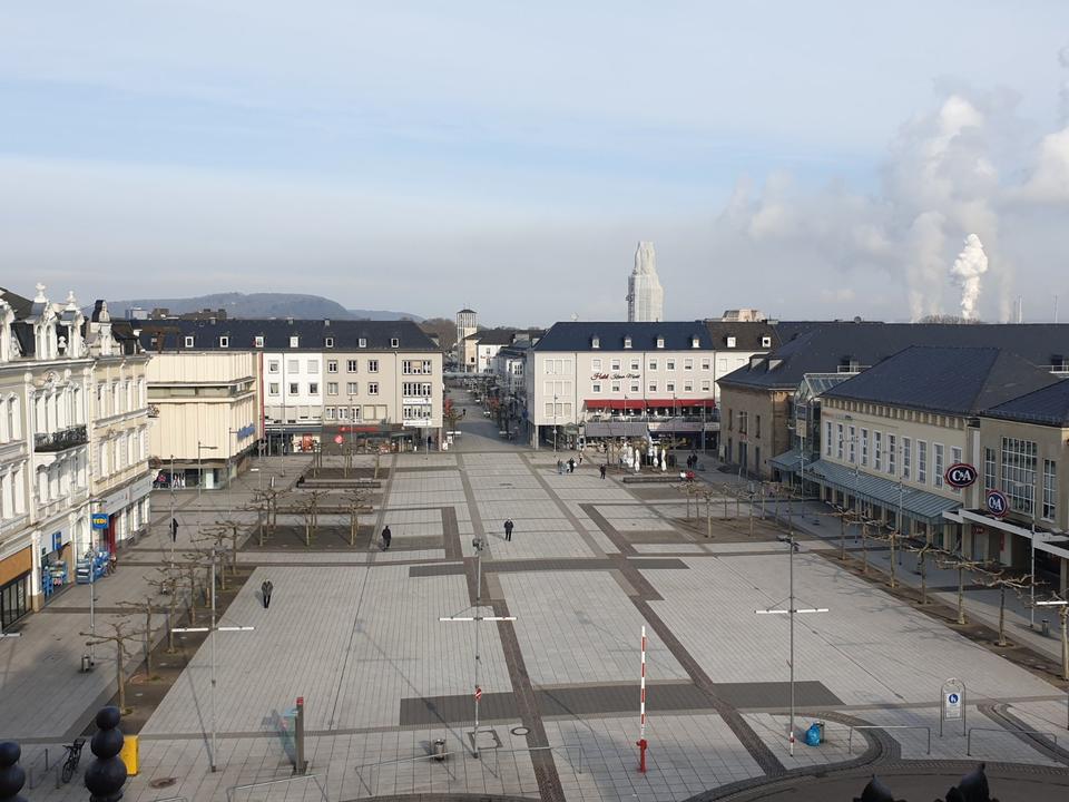 Thumbnail-Helle, moderne Altbauwohnung mit tollem Blick über Saarlouis