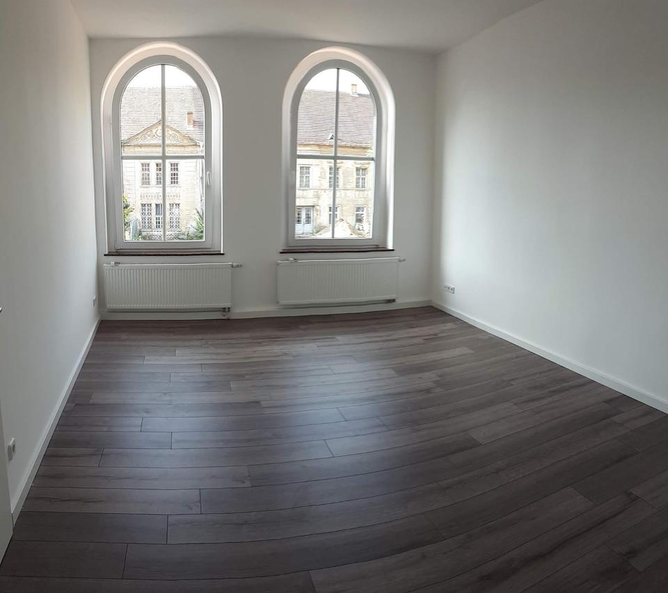 Thumbnail-Moderne 3-Raum-Wohnung mit Balkon, Nähe zum Krankenhaus Spremberg