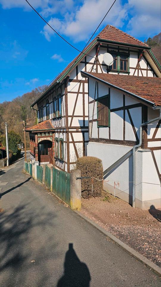 Thumbnail-Sanierungsbedürftiges Haus in Schweina