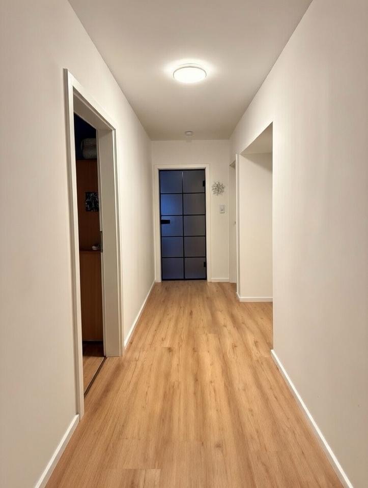 Thumbnail-Helle sanierte 3-Zi.Wohnung + Garten + Carport - Frei ab 01.08.26