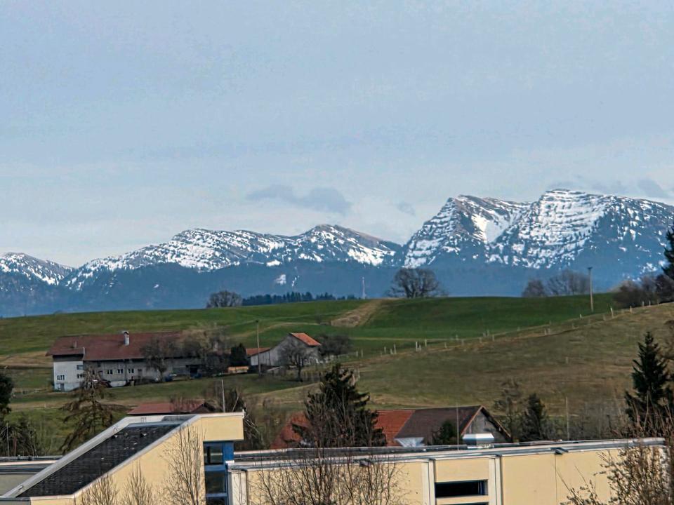 Thumbnail-Helle 2 Zimmer Wohnung mit toller Aussicht zu verkaufen