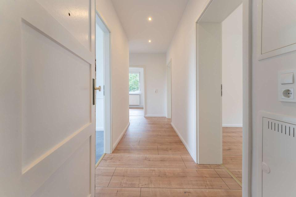 Thumbnail-Helle 3-Zimmer-Wohnung Wohnung in Nauen-Berge mit Balkon & Keller