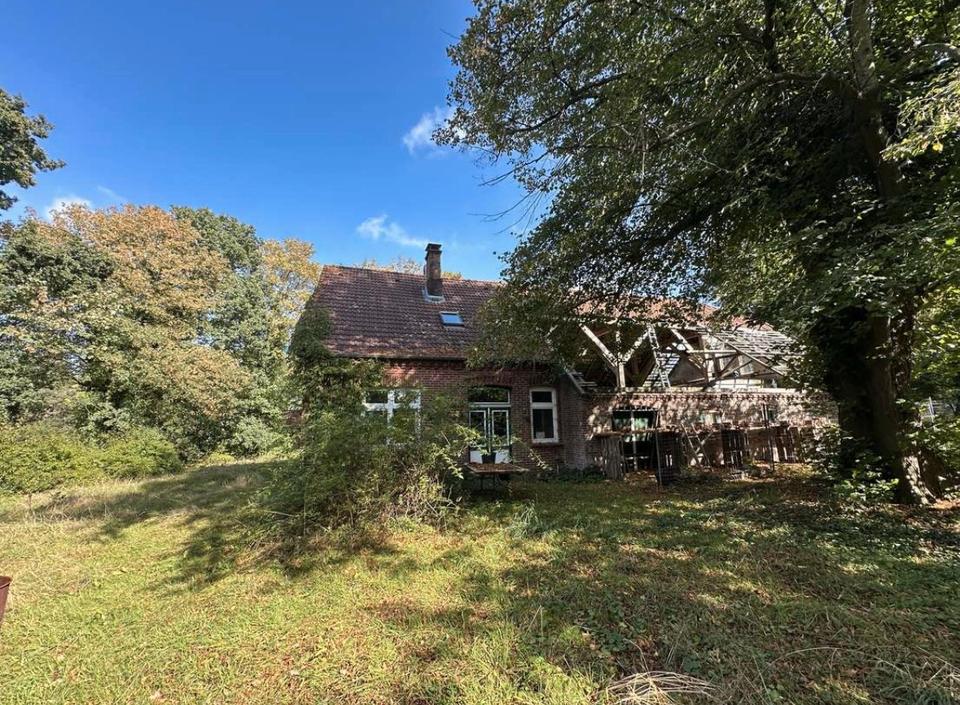 Thumbnail-Circa 13.000 m² Traumgrundstück mit Resthof. Sanierungsbedürftig.