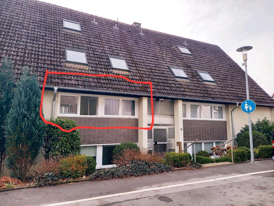 Thumbnail-Schöne 99qm Wohnung mit Balkon, frisch renoviertteilsaniert.