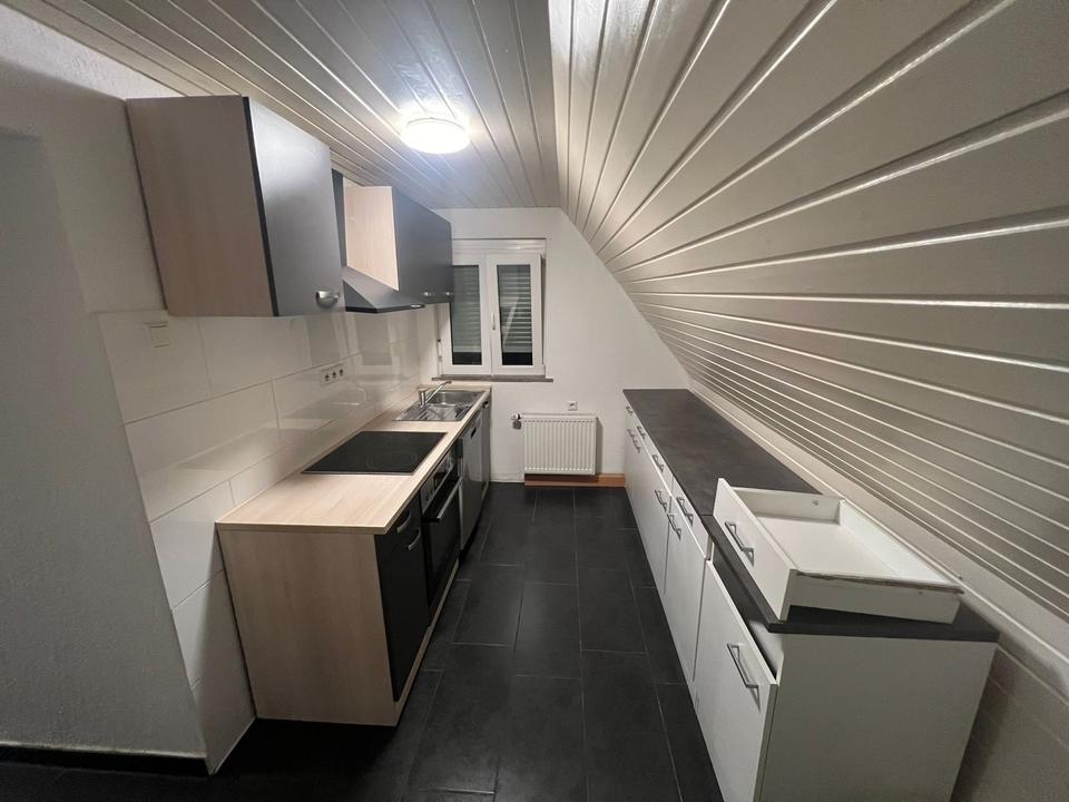 Thumbnail-2-Zimmer DG Wohnung in Kirchheim am Neckar