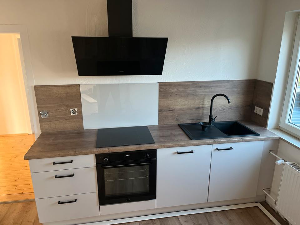 Thumbnail-Niestetal - 5-Zimmer-Wohnung - Teilmöbiliert - Neue Einbauküche