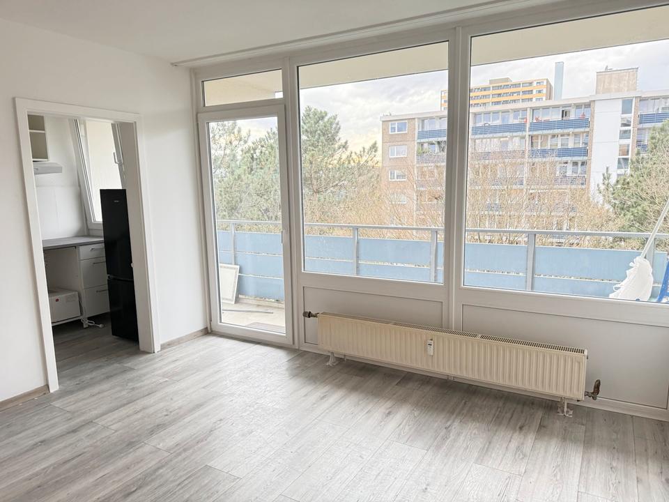 Thumbnail-Frisch renovierte Einzimmerwohnung Apartment in Sankt Augustin