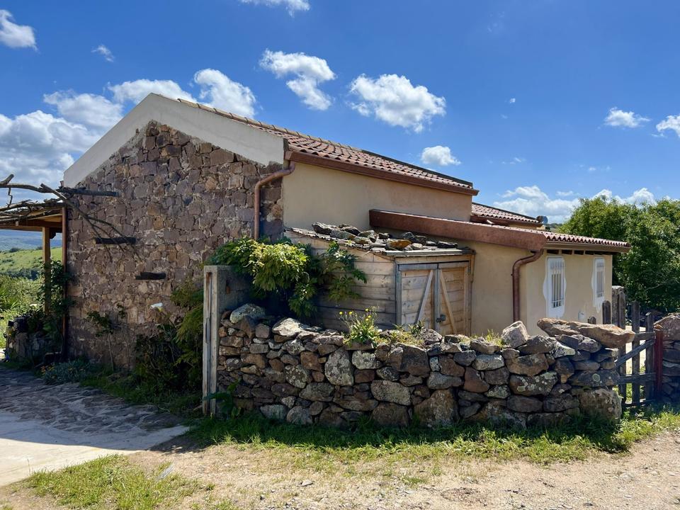 Thumbnail-Historisches Steinhaus *Stazzo* mit Seeblick in Nord-Sardinien