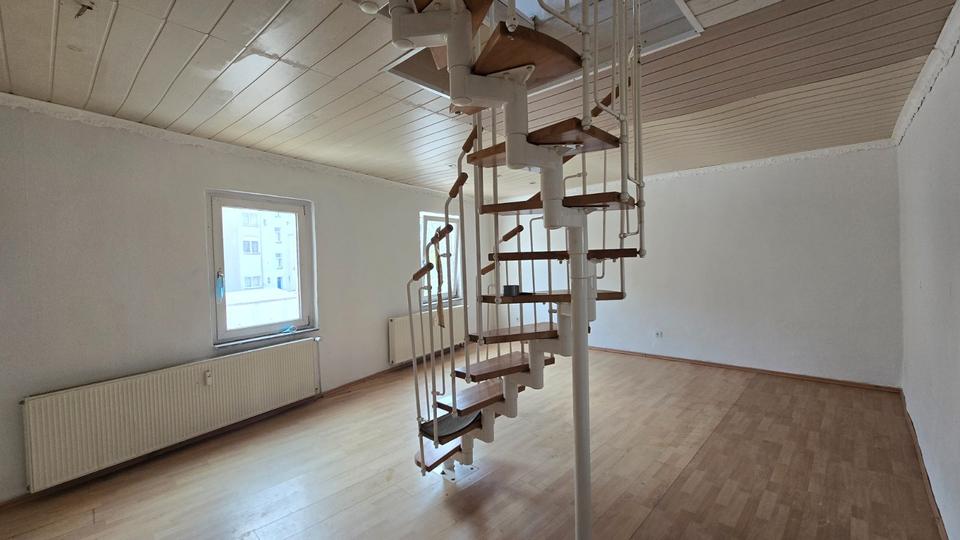 Thumbnail-4,5 Zimmer Wohnung in Duisburg Hochfeld im Anbau zu vermieten
