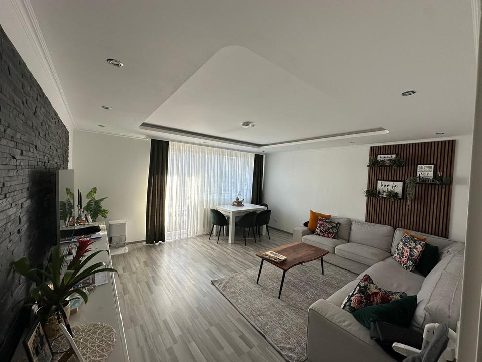 Thumbnail-Helle moderne 3-Zimmer-Wohnung zu Vermieten