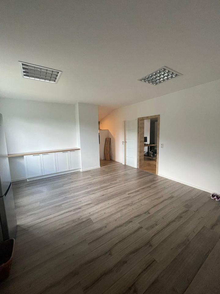 Thumbnail-Sehr schöne Mietwohnung