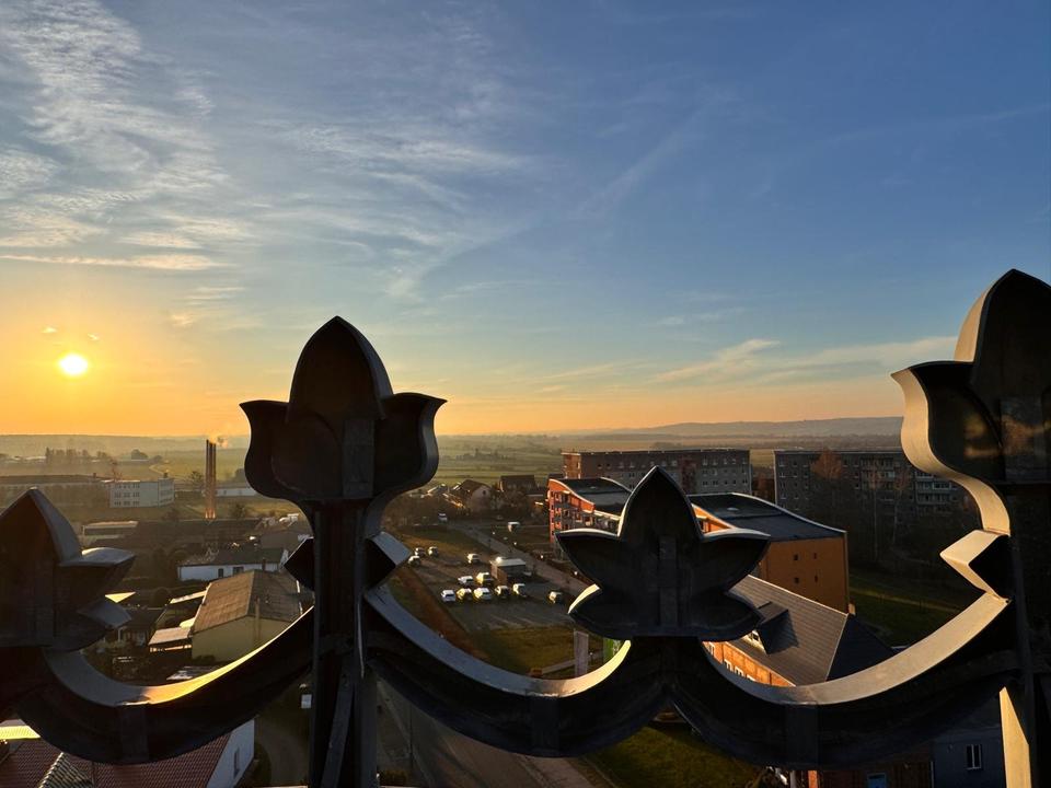 Thumbnail-Ein Wasserturm. Ein Wahrzeichen. Der Weitblick über die Welt.