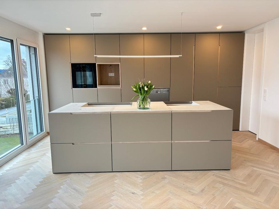 Thumbnail-Sonnige Neubauwohnung in ruhiger Lage mit Teilseesicht