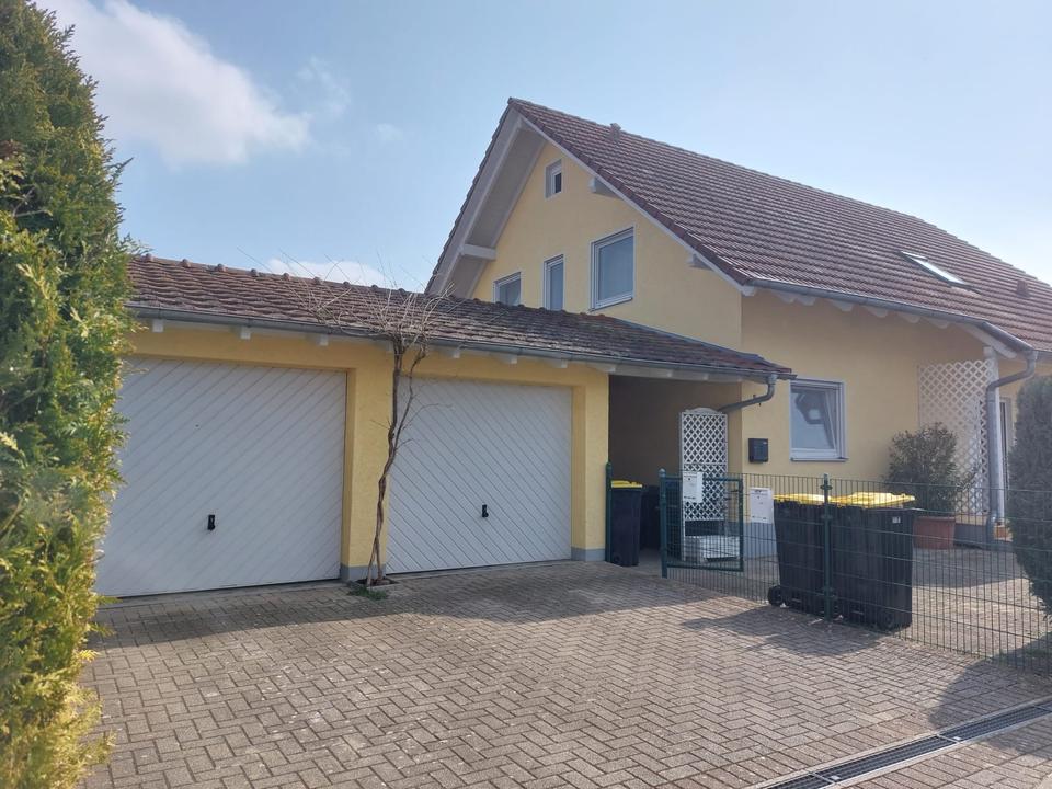 Thumbnail-Zweifamilienhaus mit schönem Grundstück