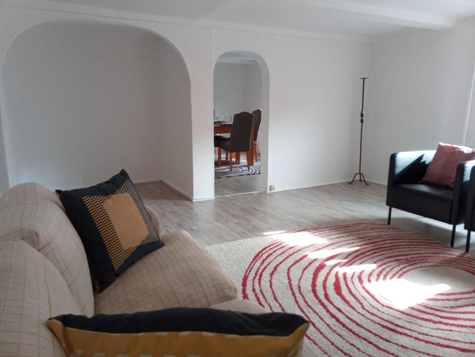 Thumbnail-100 m² Wohnung. 3 Zimmer. Erster Stock. Garage. 2,5 km Uslar.