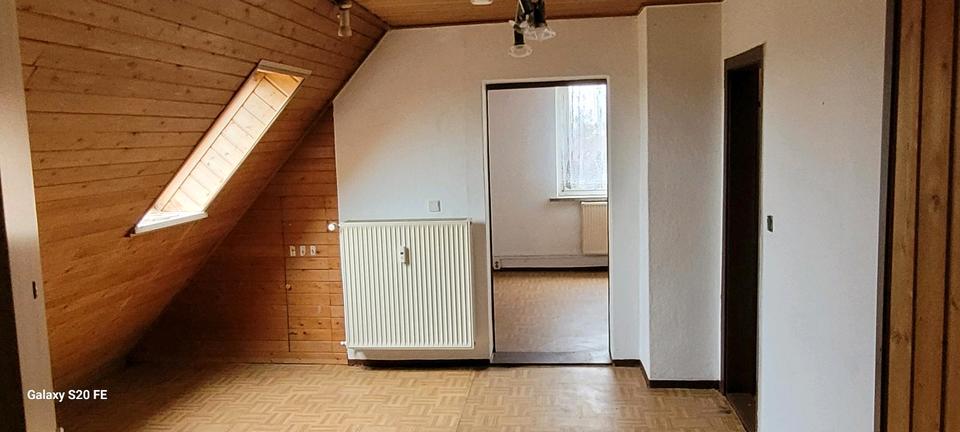 Thumbnail-1,5-Raum-DG-Wohnung in Wallstawe