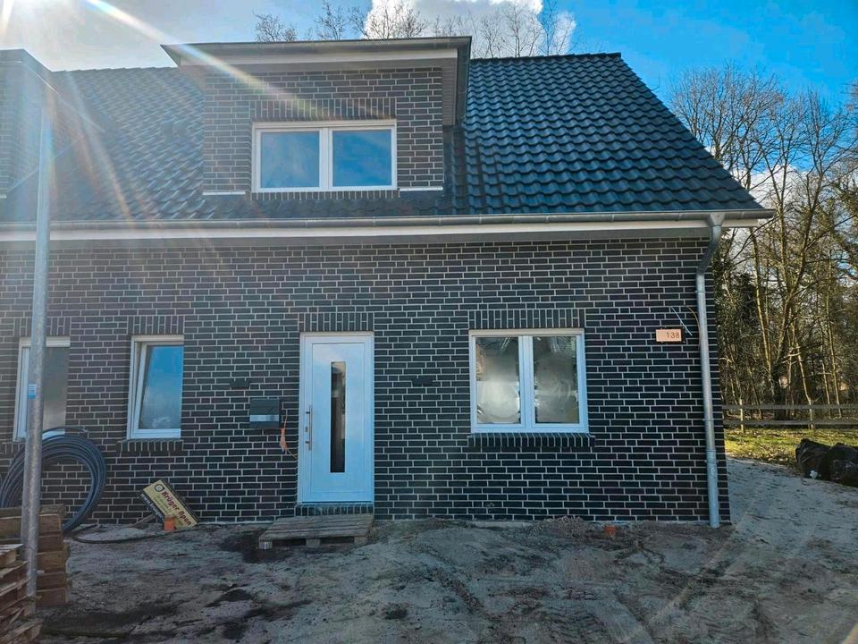 Thumbnail-Ich vermiete die Hälfte eines neuen Doppelhauses.