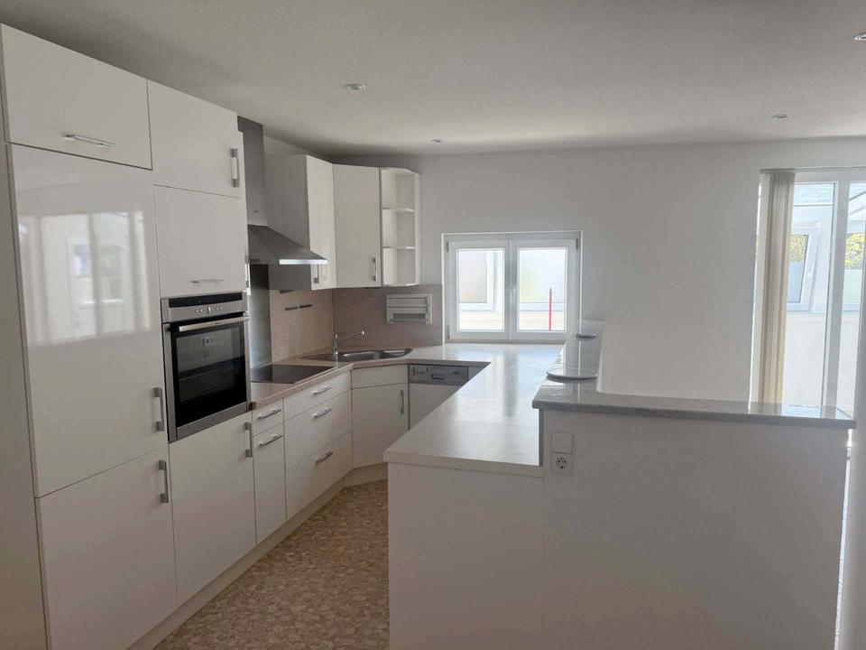 Thumbnail-Wohnung 2,5 Zi. + Wintergarten an 1 Person o. Paar zu vermieten