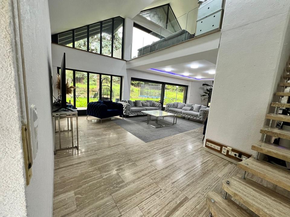 Thumbnail-Einfamilienhaus In SchöffengrundSchwallbach