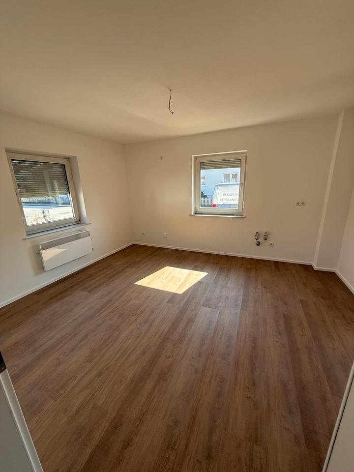 Thumbnail-Helle 2 Zimmer Erdgeschosswohnung mit Garten in Unterfahlheim