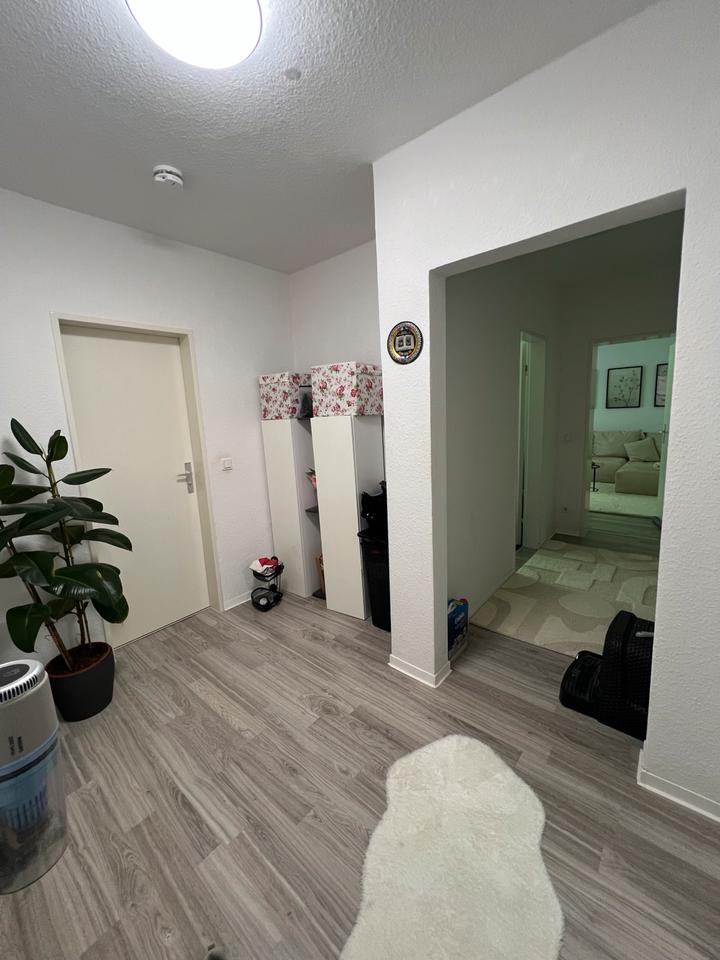Thumbnail-Frisch sanierte 2-Zimmer-Wohnung mit Balkon in guter Lage
