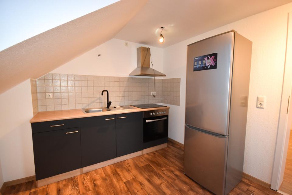 Thumbnail-Schöne Dachgeschosswohnung in ruhiger Lage