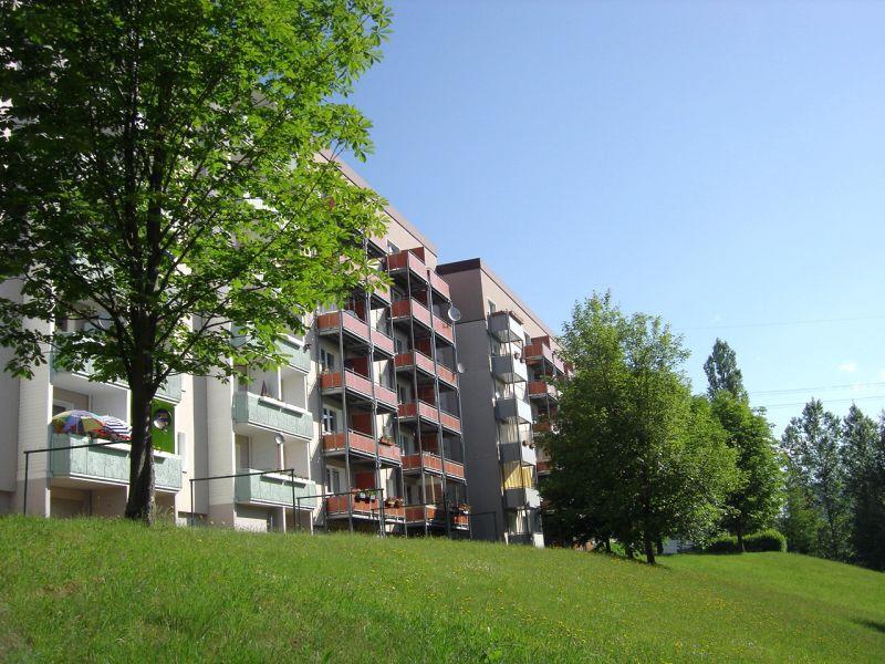 Thumbnail-Klare Linien, grüner Ausblick – 3 Zimmer mit Balkon & Einbauküche