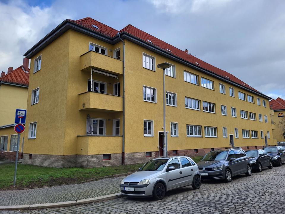 Thumbnail-2 Zi Wohlfühlwohnung – Tageslichtbad mit Wanne