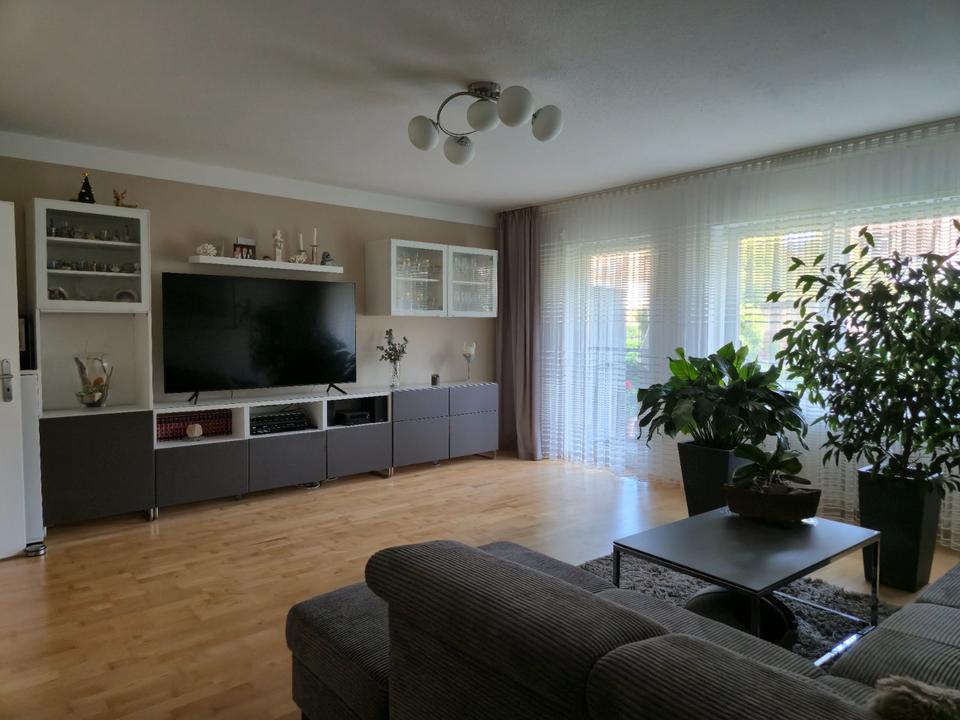 Thumbnail-3,5-Zimmer Wohnung mit Terrasse und Garage in Friedrichshafen