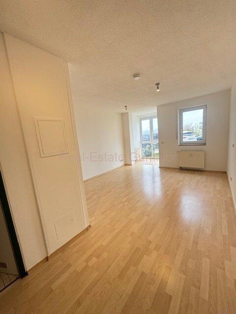 Thumbnail-** Top ** Gepflegtes 1 Zimmer Apartment mit EBK und TG-Stellplatz ** Wintergarten **
