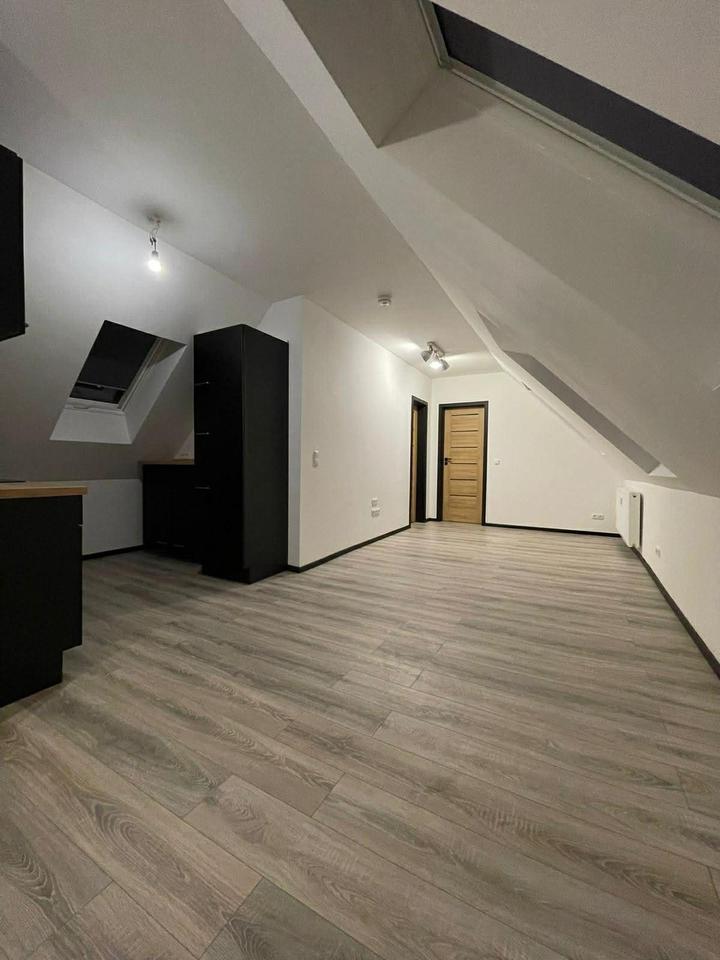 Thumbnail-Zu Vermieten 3 Raum Wohnung Dachgeschoss