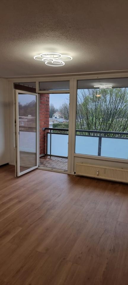 Thumbnail-Geschmackvolle, renovierte 3-Raum-Wohnung mit geh. Innenausstattung mit EBK in Paderborn