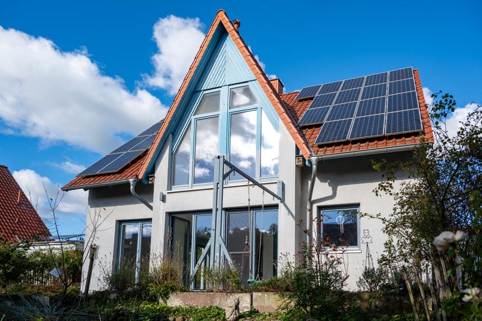 Thumbnail-Familengerechtes Einfamilienhaus m. Doppelgarage & schönem Garten