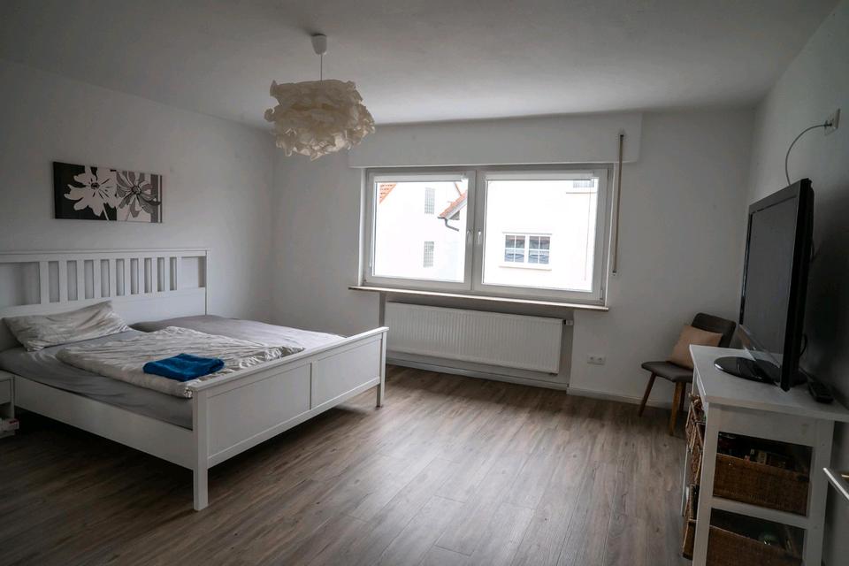 Thumbnail-Helle 5,5 Zimmer Wohnung mit großer Terrasse in Hallerndorf