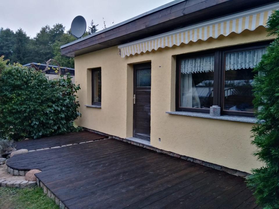 Thumbnail-Massives Gartenhaus mit Bad und Terrasse, 5 km zum Strand