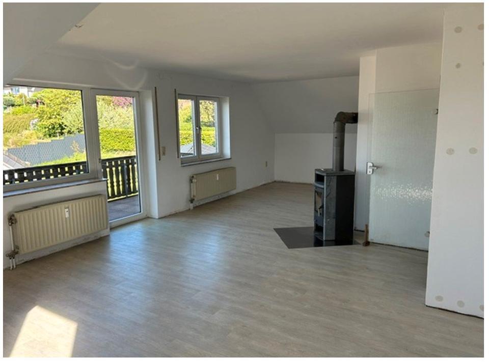 Thumbnail-4 ZKB DG Whg,Balkon,Garage,Küche,Kaminofen ab Mai26 in Friedewald