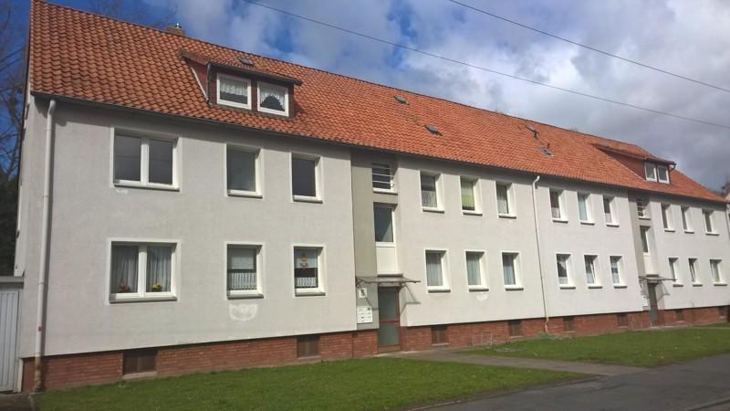 Thumbnail-BARSINGHAUSEN – FRISCH RENOVIERT: 4-Zimmer-Wohnung mit ca. 67 m² und Balkon – sofort verfügbar