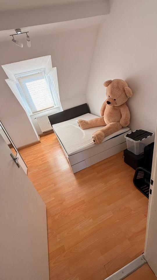 Thumbnail-Schöne 2 -Zimmer Wohnung im Rath-Mitte Düsseldorf.