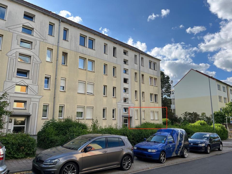 Thumbnail-3-Raum Erdgeschoss Wohnung mit Balkon in Weißenfels West