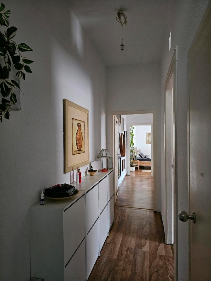 Thumbnail-Große möblierte Wohnung