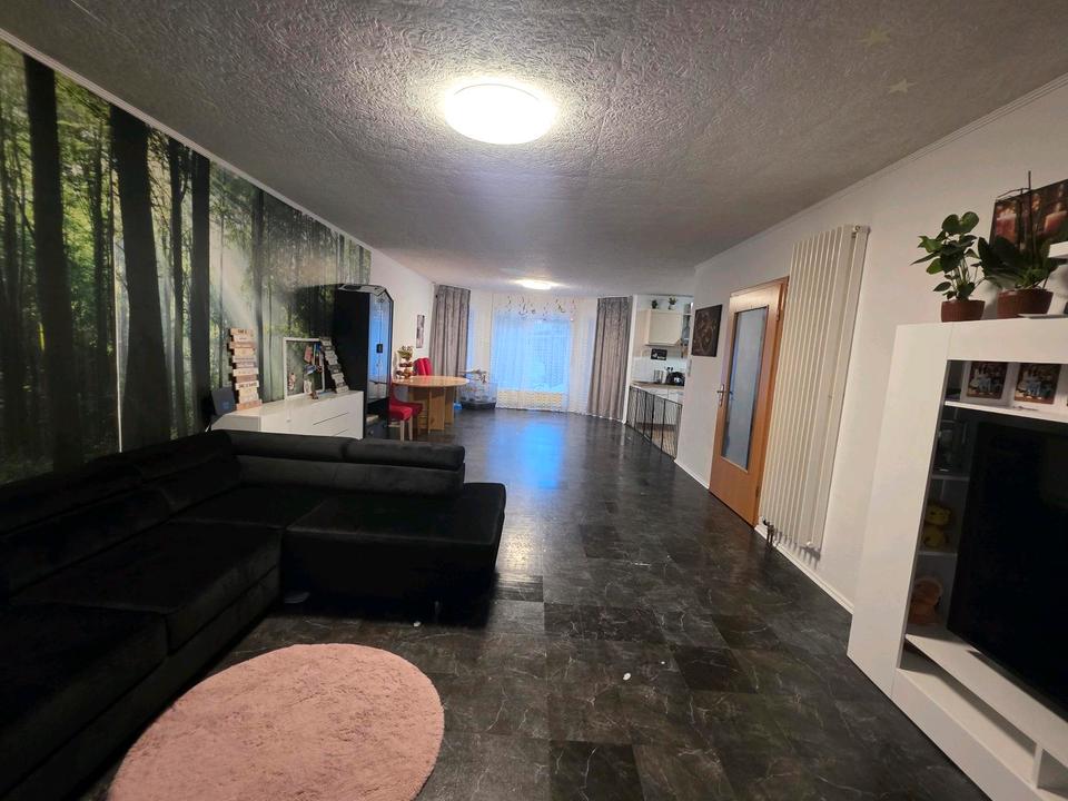 Thumbnail-Geräumiges Haus zum Verkauf