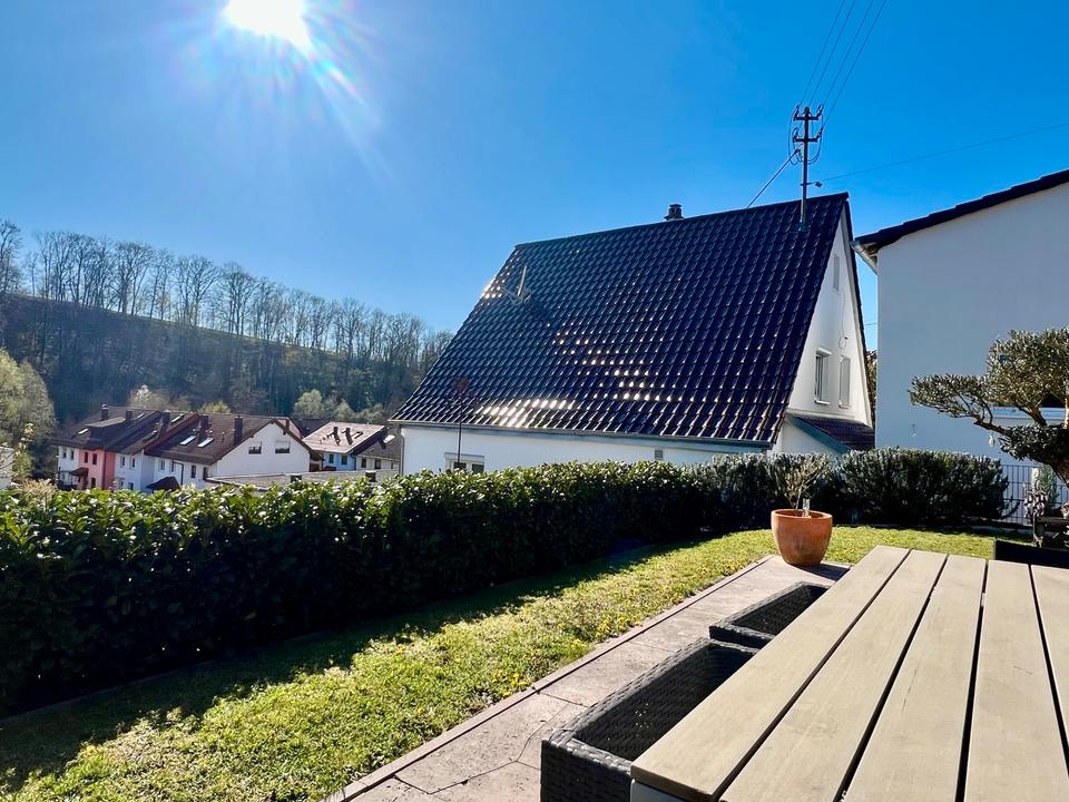 Thumbnail-Freistehendes EFH mit ELW Scheune und großer Doppelgarage 71711