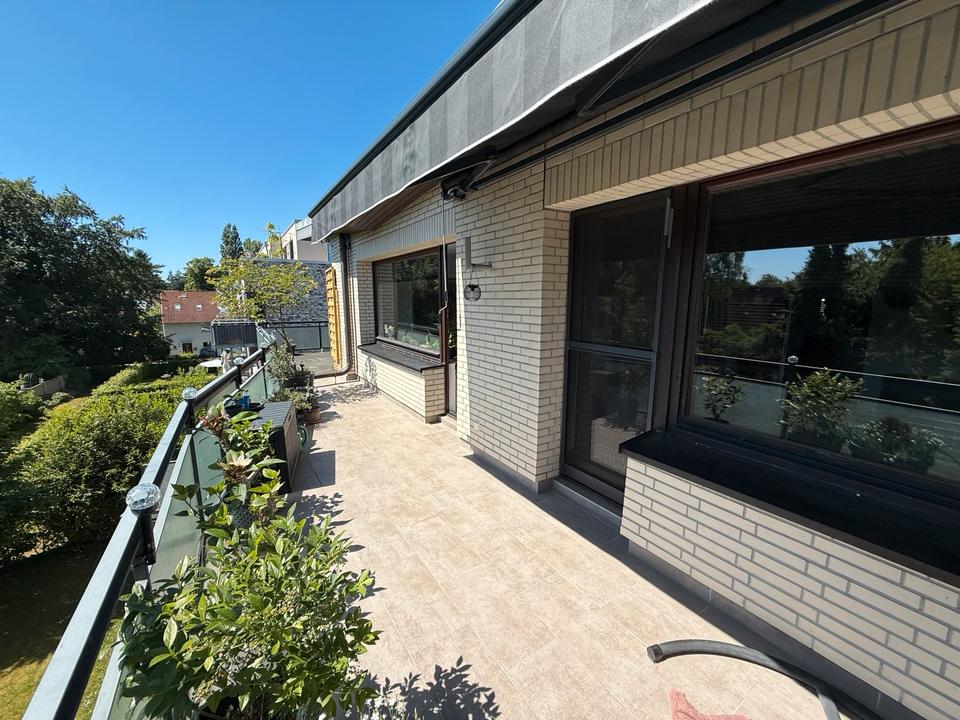 Thumbnail-Saniertes Penthouse mit 100qm Dachterrassen in Oldenfelde