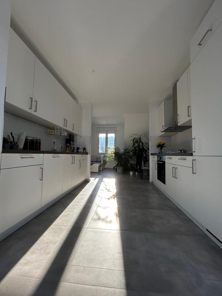 Thumbnail-Traumhafte 3,5 Zimmer Wohnung mit Bühne